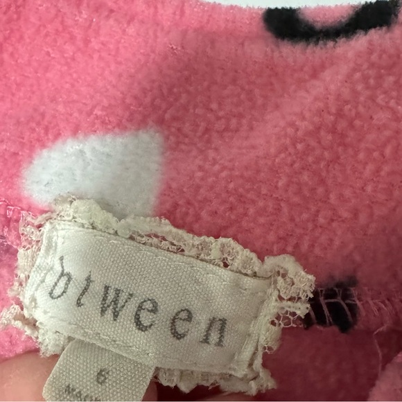 Girls XO Quarter Zip Sweater - Picture 3 of 4